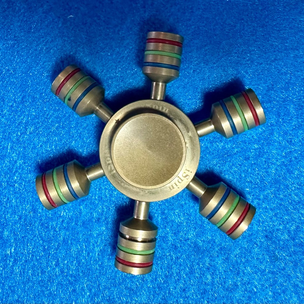 Gold & Brads Fidget Spinner with case - Picture 4 of 7